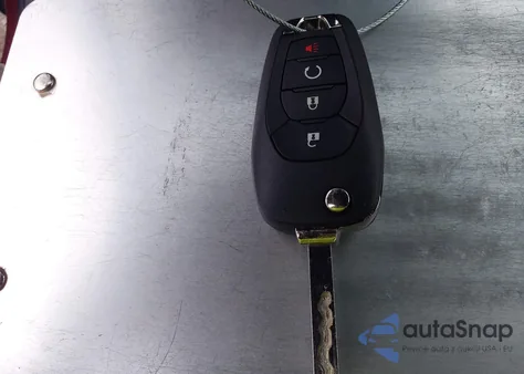 2025 Chevrolet Trax Fwd 1Rs z USA, uszkodzony, nr VIN KL77LGEP2SC294083